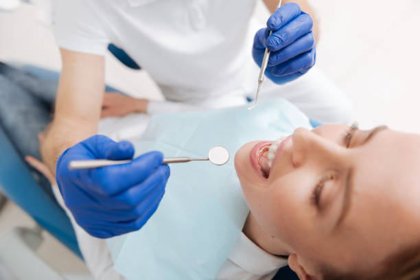 Best Emergency Dental Care  in Cutler, CA